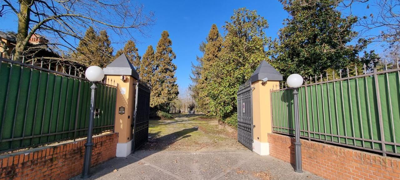 Farolfi Apartments Villa Galliera ボローニャ エクステリア 写真
